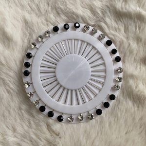 Roulette épingle diamant