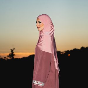 Abaya Noor